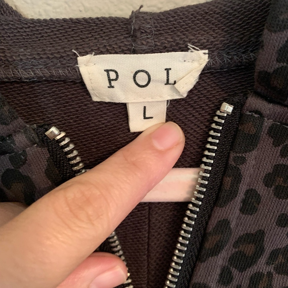 POL leopard print half zip ombré hooded sweater. Size L. - Picture 3 of 10
